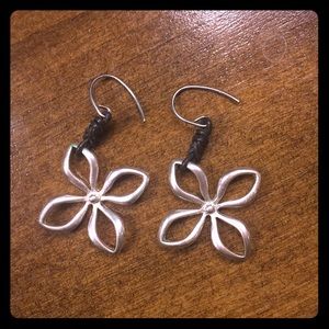 Flower earrings